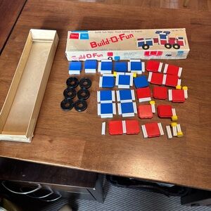 Tupperware TUPPER TOYS Build-O-Fun Building Set 101 - Vintage 1965